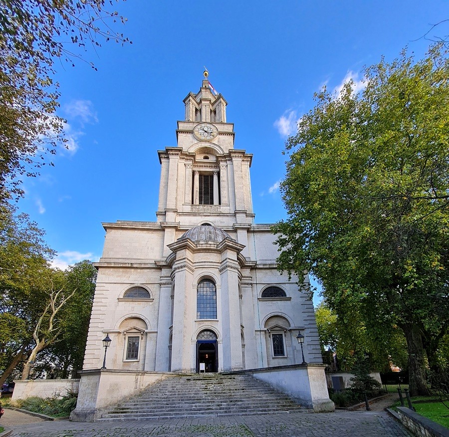 St Anne's Limehouse (Photographer: Dorothee Schröder)
